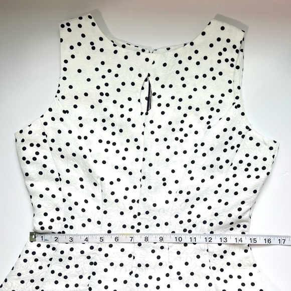 Gabby Skye White Black Polka Dot Fit and Flare Dress Sleeveless Cocktail Size 6 - Picture 9 of 13